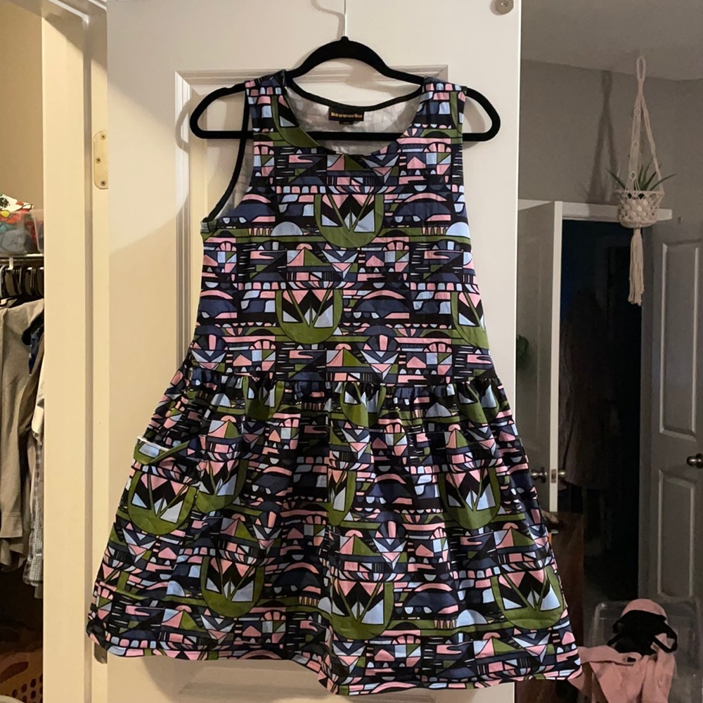 Nooworks adorable dress! Large